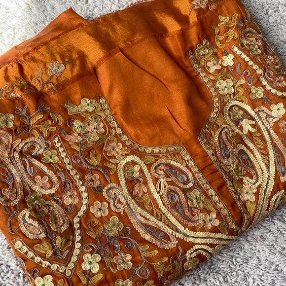 NWT Kashmiri Embroidered 3 piece Unstitched Suit - Picture 1 of 5